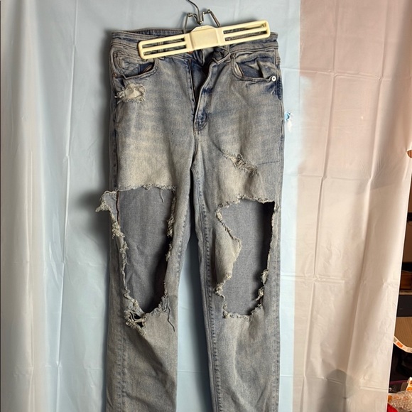 American Eagle Outfitters Distressed Blue Jeans - Picture 1 of 4
